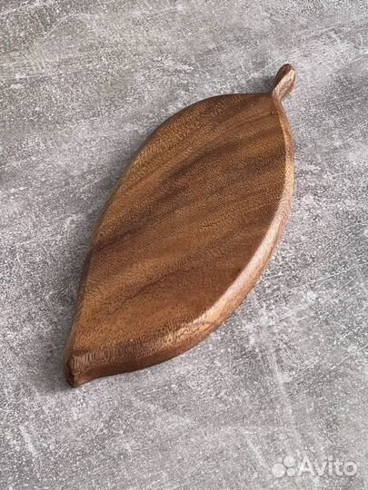 Тарелка сервировочная