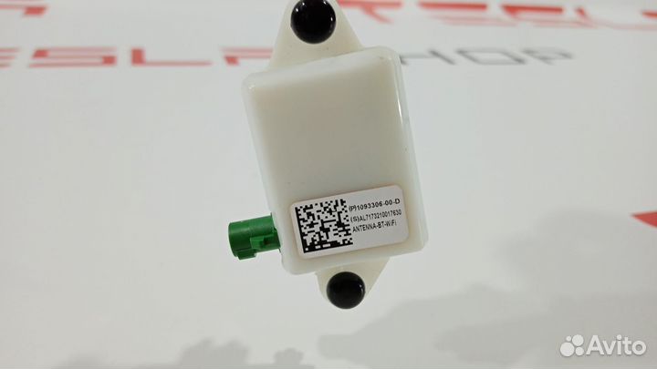 Антенна WI-FI Tesla Model 3 2019 1093306-00-D