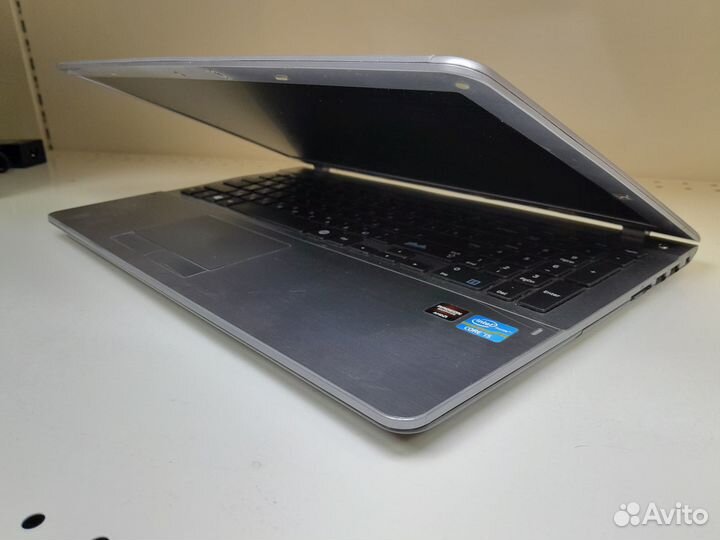 Ноутбук Samsung /Core I5/4Gb /Radeon HD дo 8Gb+SSD