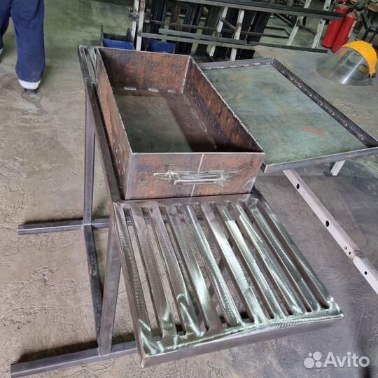 Мангал из мощного металла