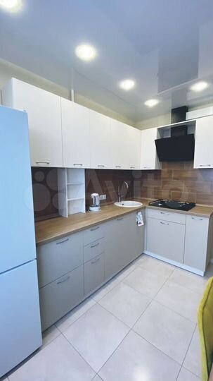 2-к. квартира, 54 м², 3/9 эт.