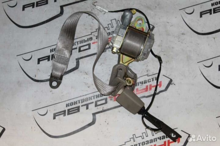 Ремень безопасности toyota RAV4 ACA20 ACA20W ACA21