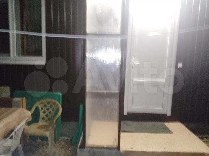 Дом 30 м² на участке 3 сот.