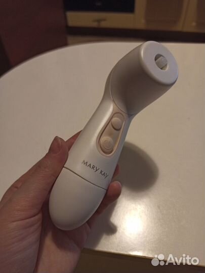 Щетка Mary Kay для очищения лица Skinvigorate