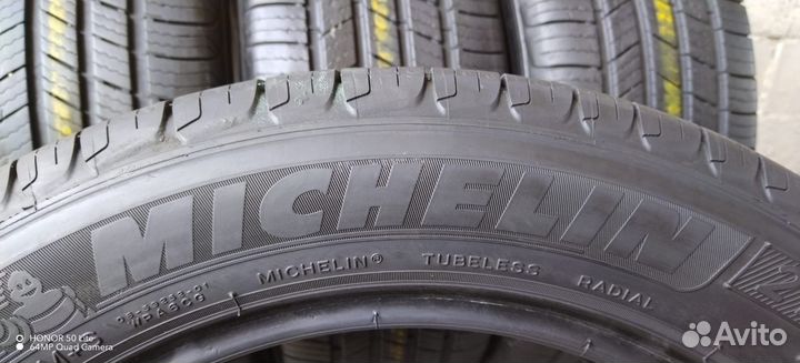 Michelin Defender 215/55 R17
