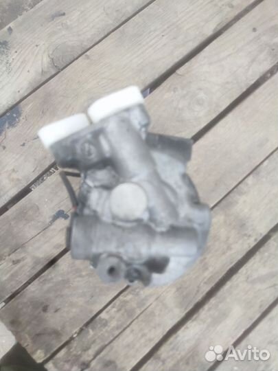 Компрессор кондиционера Renault Scenic 3