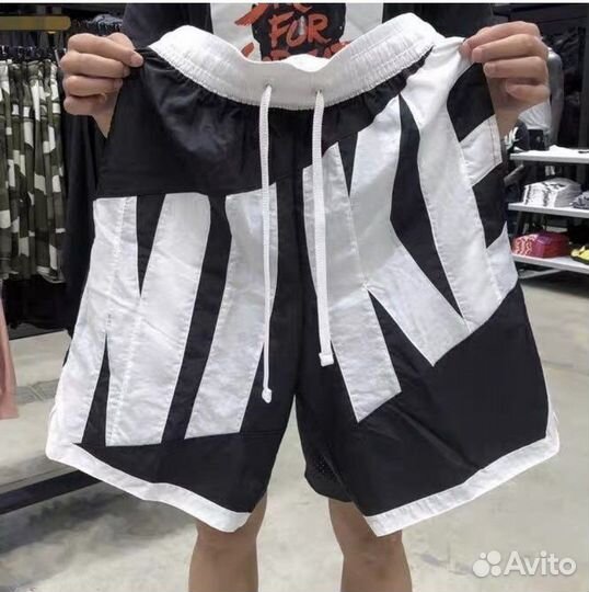 Шорты Nike