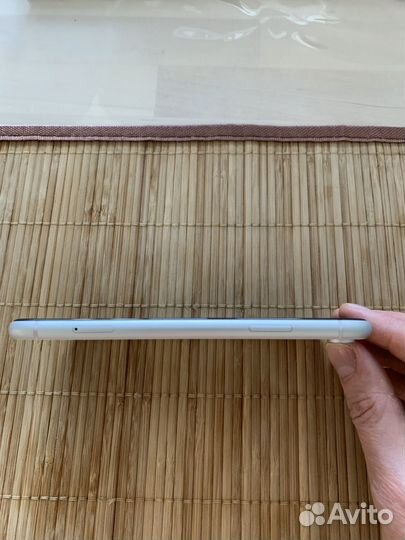 iPhone Xr, 128 ГБ