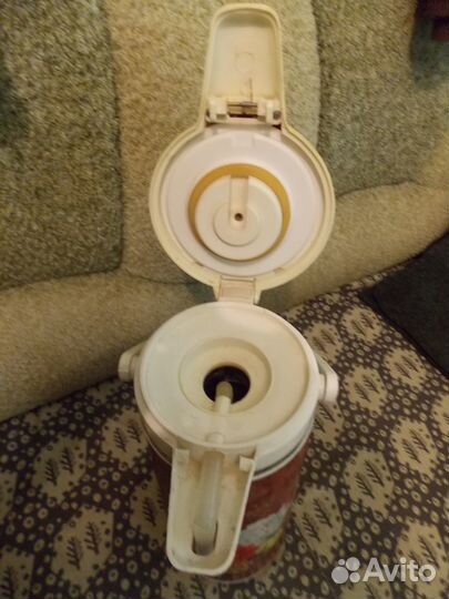 Термос 3 литра с помпой