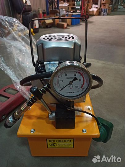 Маслостанция 0,8 л/мин с ручным распределителем