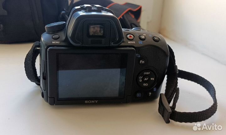 Зеркальный фотоаппарат Sony SLT A37