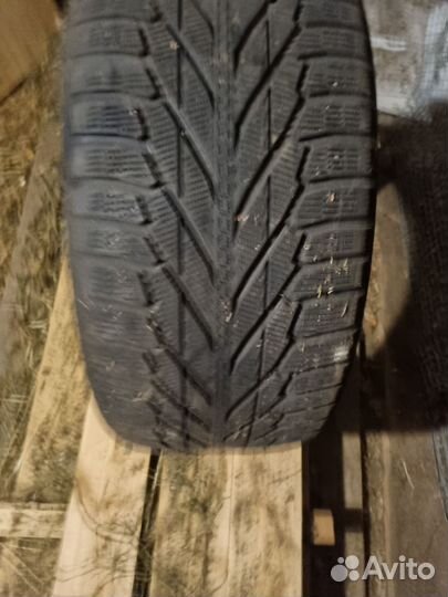 Nokian Tyres Hakkapeliitta R2 SUV 295/40 R21
