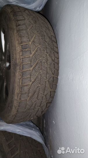 Зимние колеса 225/55/R17 5-120 в сборе