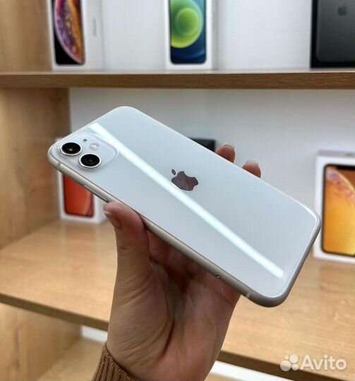 iPhone 11, 64 ГБ
