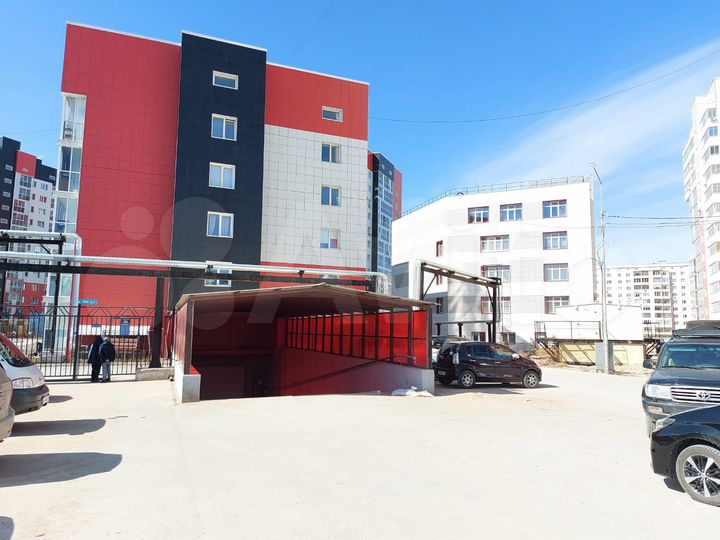 Машиноместо, 16 м²