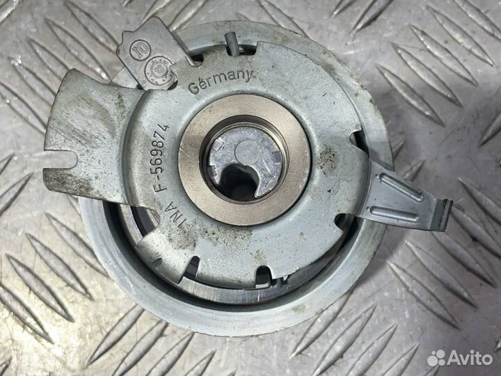 Б/У Ролик ремня грм#001