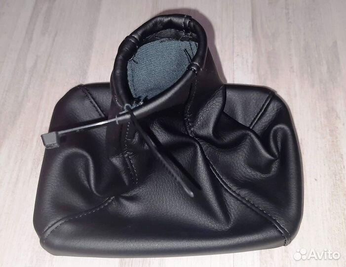 Кожух кулисы МКПП Opel