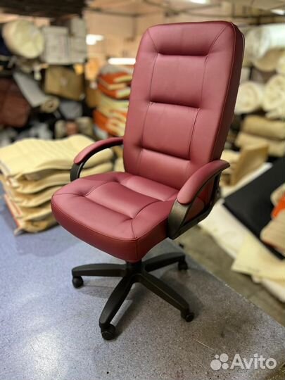 Компьютерное кресло