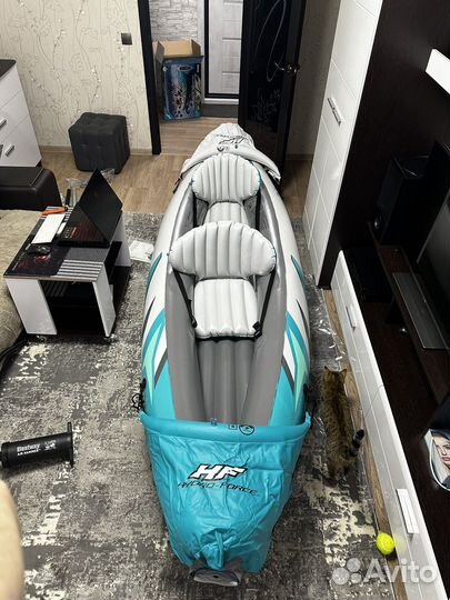 Надувная лодка, каяк новый в коробке весла, насос