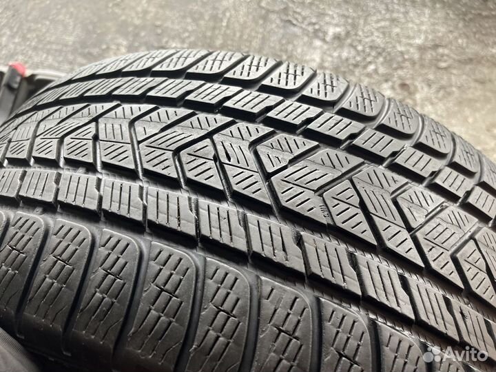 Pirelli Scorpion Winter 285/40 R21 109V