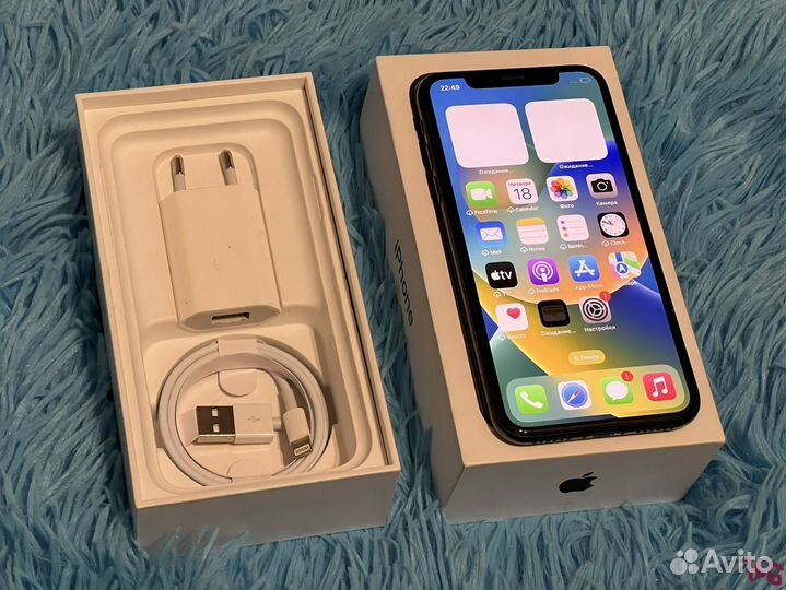 iPhone X, 64 ГБ