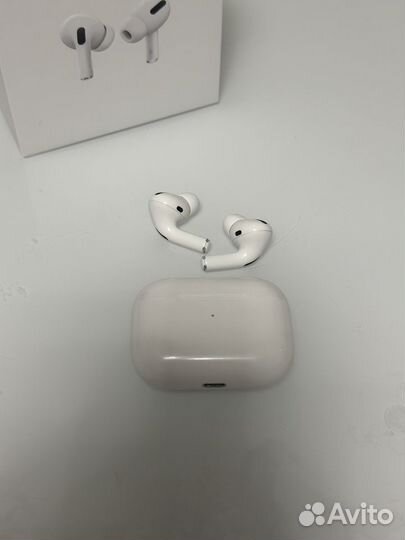 Наушники Apple Airpods pro