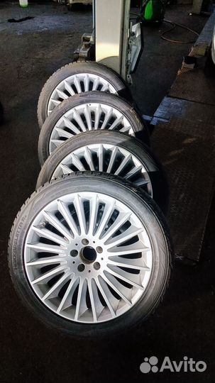 Комплект оригинальных колес Mercedes W222 R19
