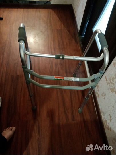 Коляска инвалидная