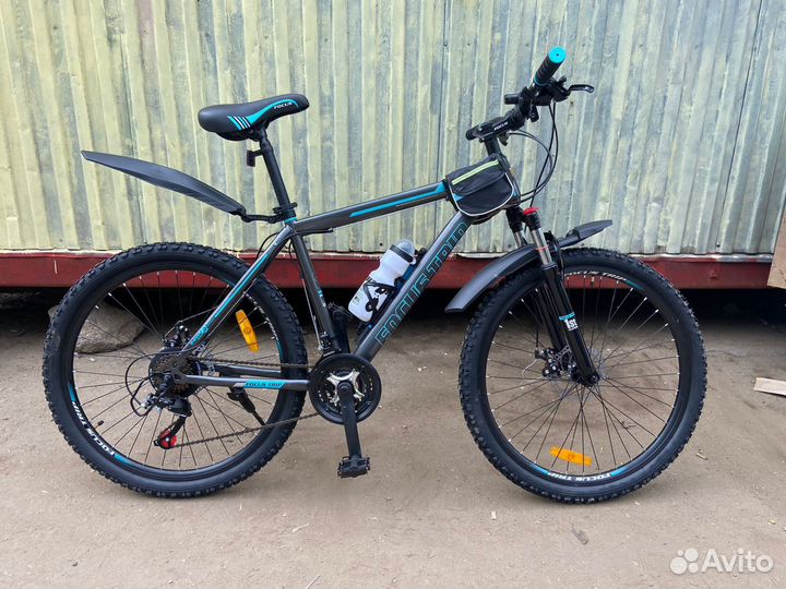 Велосипед горный колеса 26 новый