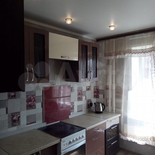 2-к. квартира, 54 м², 1/9 эт.