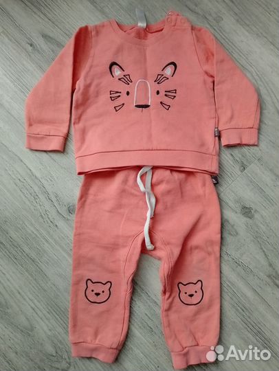 На доставке.Пакет вещей для девочки 68 74