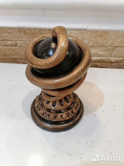 Символ вечности и долголетия, статуэтка