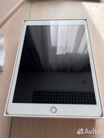 iPad 10.2 WiFi 32гб