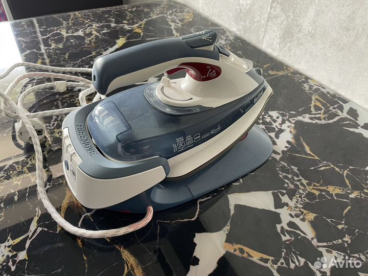 Утюг Tefal Freemove 9920