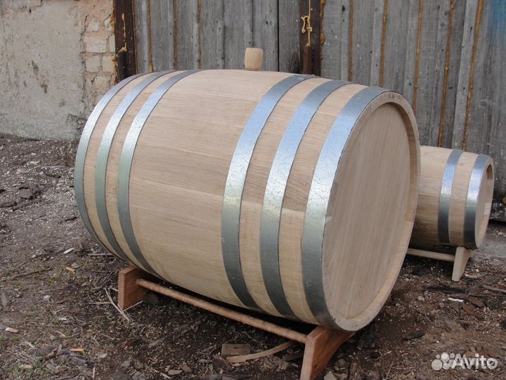 Дубовые бочки, кадушки
