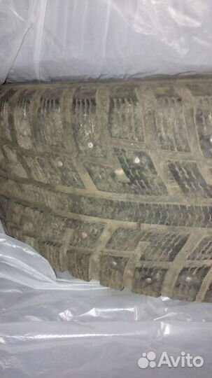 Kumho I'Zen KW22 215/70 R15