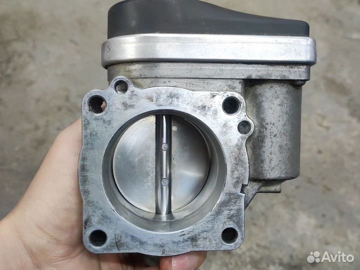 Дроссельная заслонка Land Rover