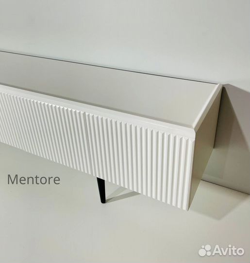 Тумба тв Batista классическая (с дверцами)