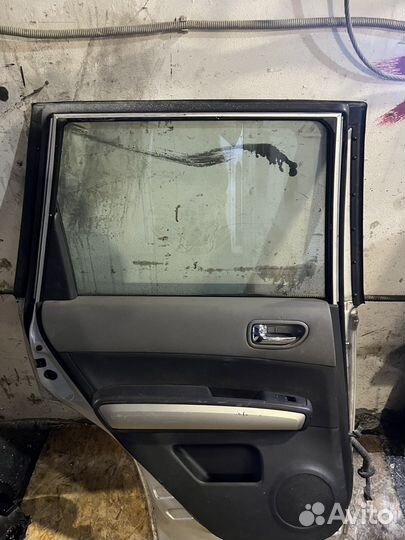 Дверь на Nissan X-Trail 2008