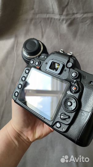 Зеркальный фотоаппарат nikon d7000 body