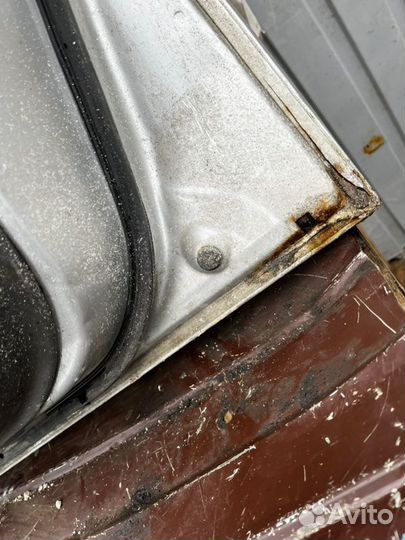 Дверь передняя правая Suzuki Grand Vitara 2000