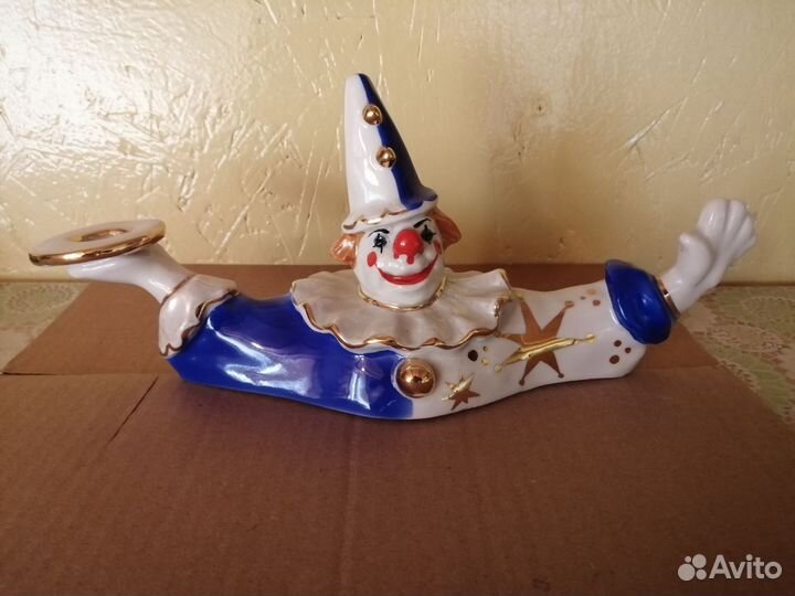 Фарфоровые статуэтки