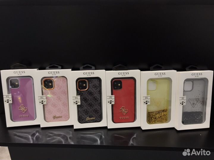 Чехол на iPhone 14 Guess