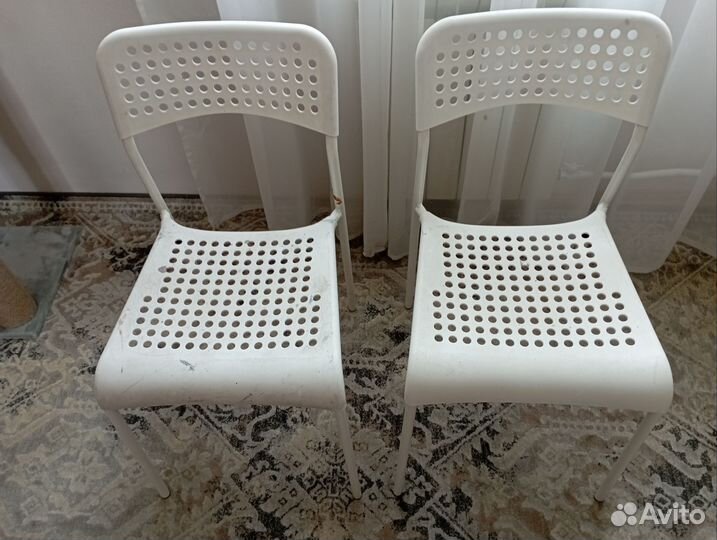 Стулья Икеа Адде пластиковые