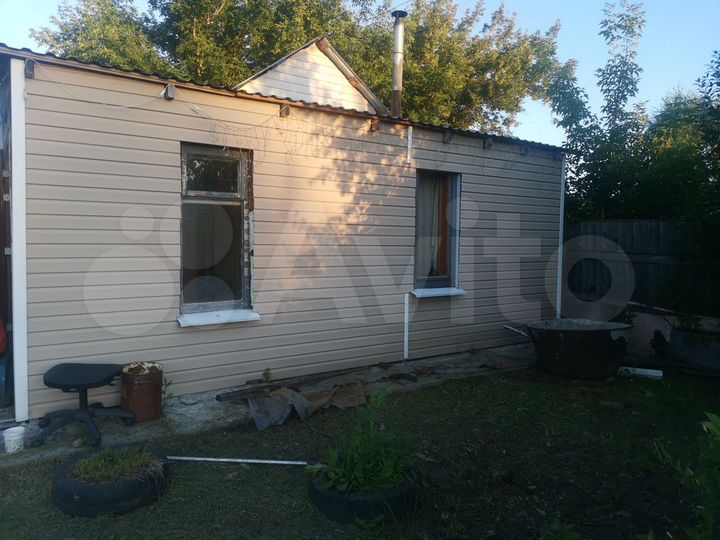 Дом 28,8 м² на участке 5,5 сот.