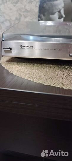 Проигрыватель винила Hitachi Japan