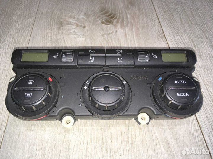 Блок управления климатом Skoda Octavia A5