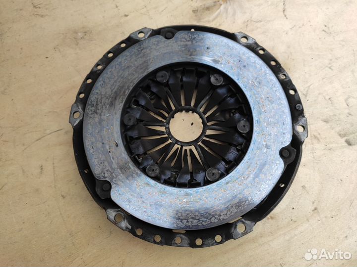 Корзина сцепления Z20LEH OPC Opel Astra H Zafira