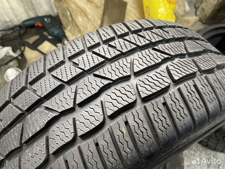 Continental ContiWinterContact TS 830 P 235/45 R19