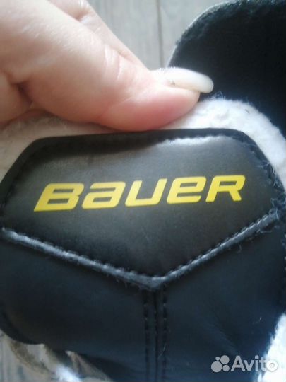 Хоккейные коньки bauer